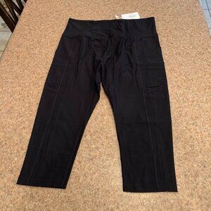 Eluminary Sz 3 (fits 14+) black cropped work out pants/leggings w/pockets NWT